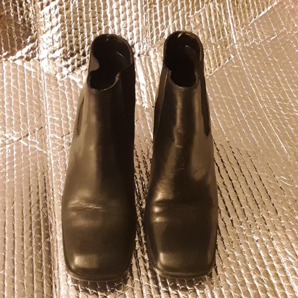 White mountain low heeled black boots - Picture 1 of 4